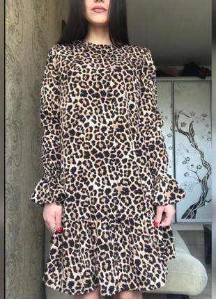 Эффектное леопардовое платье6 фото