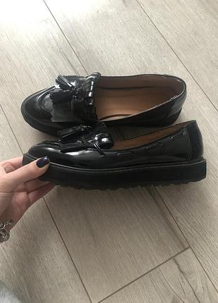 Лаковые туфли лоферы в стиле zara mango