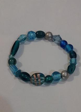 Красивый браслет