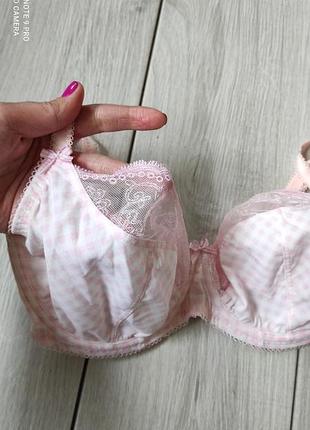 Лиф, бюстгальтер