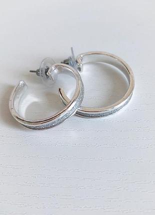 Серьги кольцами j&a 2
