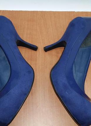 Лодочки туфли на каблуке с тупым носом ярко-синего цвета электрик  dorothy perkins