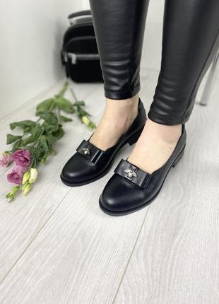 Туфли женские vikttorio айс чёрные ( весна-осень натуральная кожа)