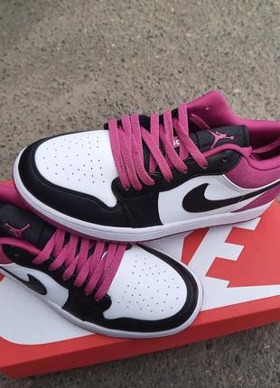 Женские кроссовки nike air jordan 1 low