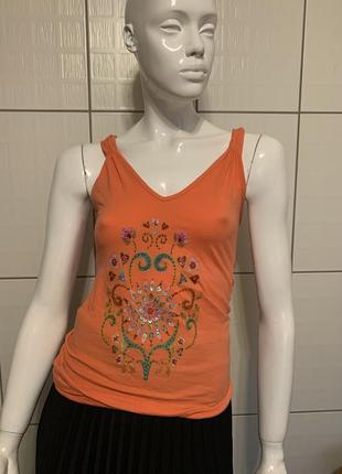 Яркая майка, футболка