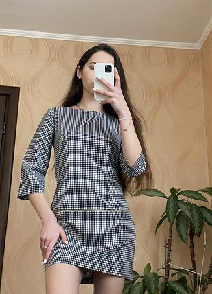 Сукню