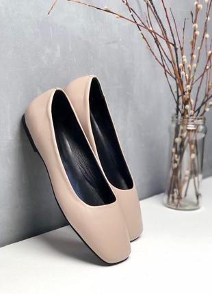 Туфли балетки с квадратным мысом из натуральной кожи