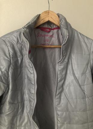 Красивая куртка американского бренда aeropostale р.l