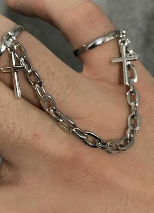 Двойное кольцо с крестиками на цепочке в стиле панк рок хип хоп10 фото