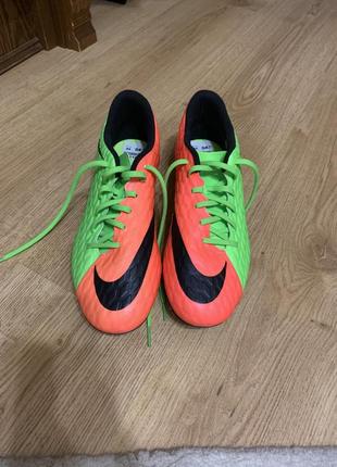 Футбольные бутсы nike hypervenom