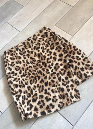 Принтованая юбка асимметрична