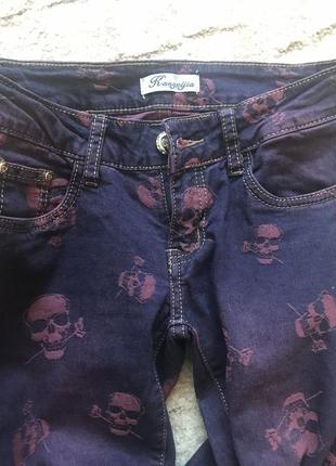 Джинси,череп-штани.