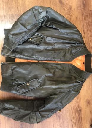 Утеплена куртка-бомбер