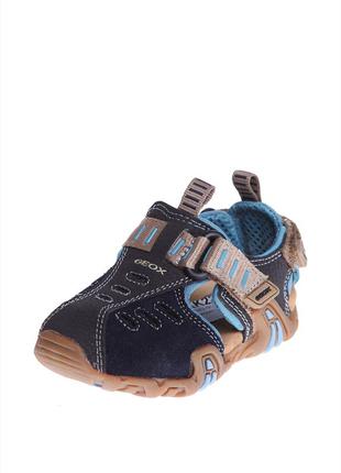 Босоніжки, сандалі geox