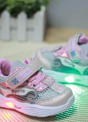 Модные легкие кроссовки от фирмы том м !