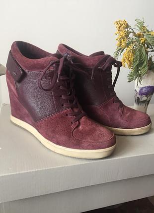 Черевики,кросівки lacoste