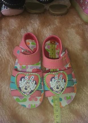 Босоніжки стан ідеальний на ніжку 14-14,5см