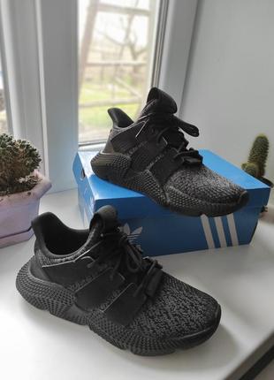 Кроссовки stitching adidas prophere