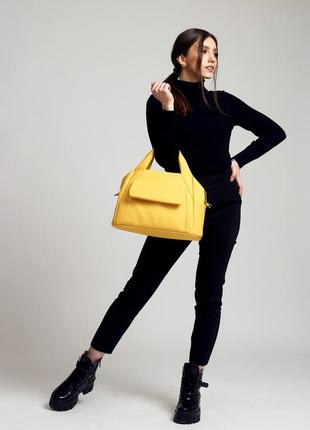 Нова шикарна якісна жовта сумка /на фітнес / дорожня / спортивна1 фото