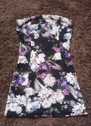 Короткое, цветочное платье