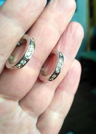 Сережки з камінням