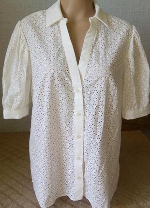 Выбитыя красивая блузка f&f