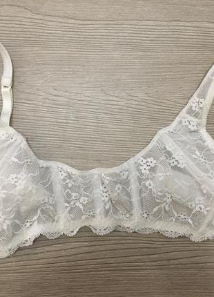 Интирестный бюстгалтер від intimissimi, італія