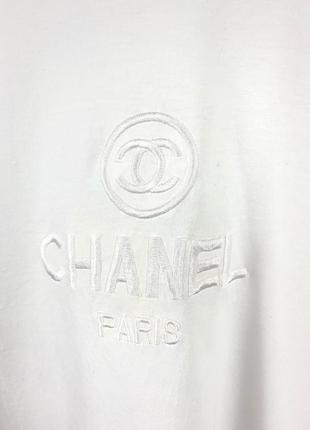 Белая винтажная футболка chanel embroidered logo 90s bootleg9 фото