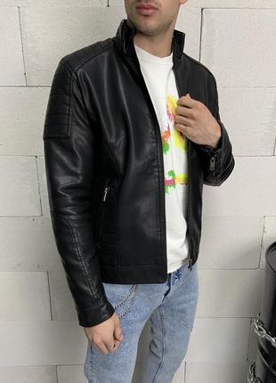 Куртка шкірянка кожанка