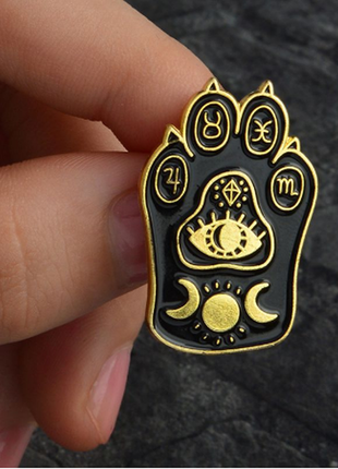 Значки-пины эмалевые в готическом стиле enamel witch pin