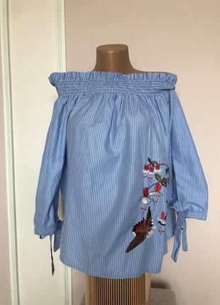 Ефектна смугаста блузка only з вишивкою