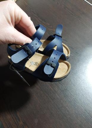 Дитячі босоніжки