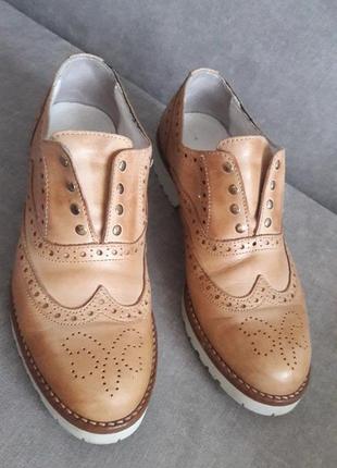 Стильные кожаные туфли оксфорды броги италия2 фото