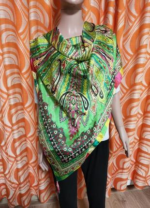 Красочный шелковый платок с кисточками пейсли
