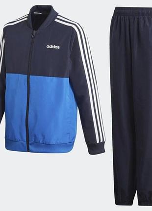 Спортивный костюм adidas