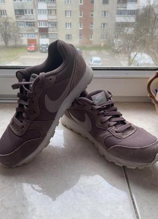 Кроссовки nike