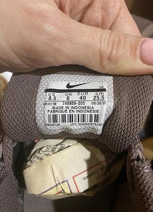 Кроссовки nike 6