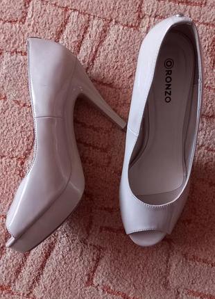 Туфли,,ronzo,,базовые