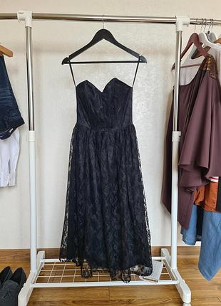 Платье с дорогим гипюром