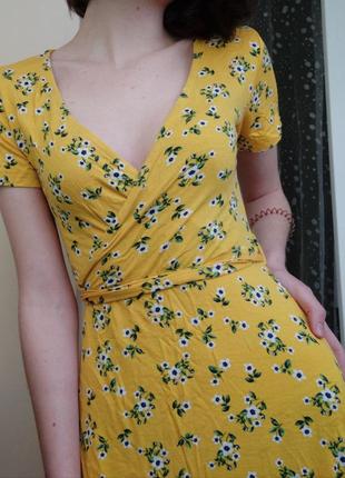 Желтое платье2 фото
