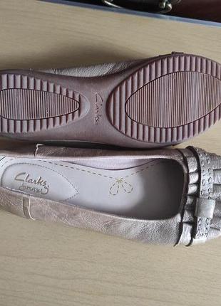 Красиві туфлі clarks7 фото