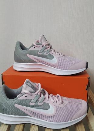 Кроссовки nike