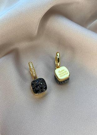 Брендовые чёрные серьги, позолота, россыпь циркония