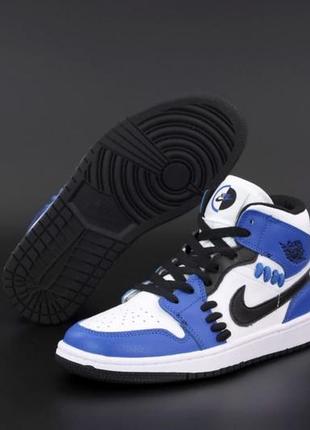 Женские кроссовки nike air jordan 1 retro blue