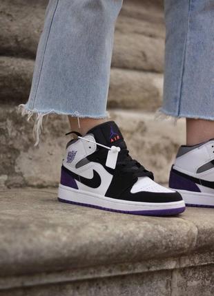 Мужские кроссовки nike air jordan 1 retro mid purple