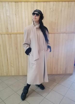 Шикарне пальто