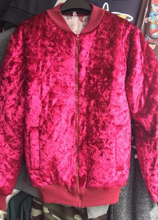 Бомбер яскравий велюровий