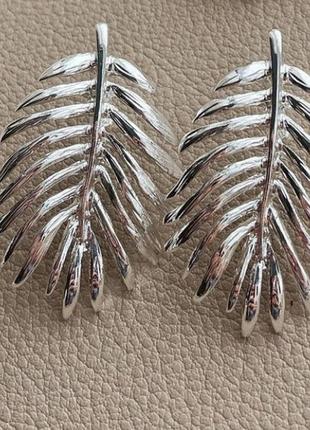 Сережки серьги листики бижутерия