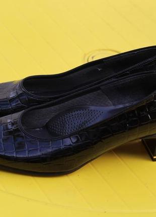 Роскошные туфли из лаковой кожи ara 38-39 разм1 фото