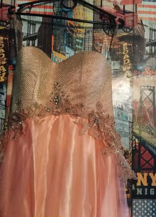 Платье розовое выпускное, свадебное, вечернее, для фотосессии и т.д.4 фото